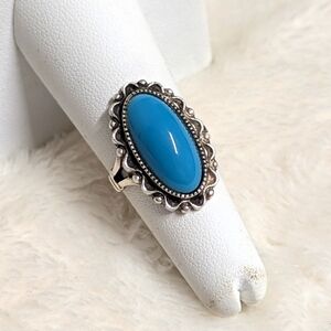Vintage Sterling Silver And Turquoise Cabachon Women's Ring